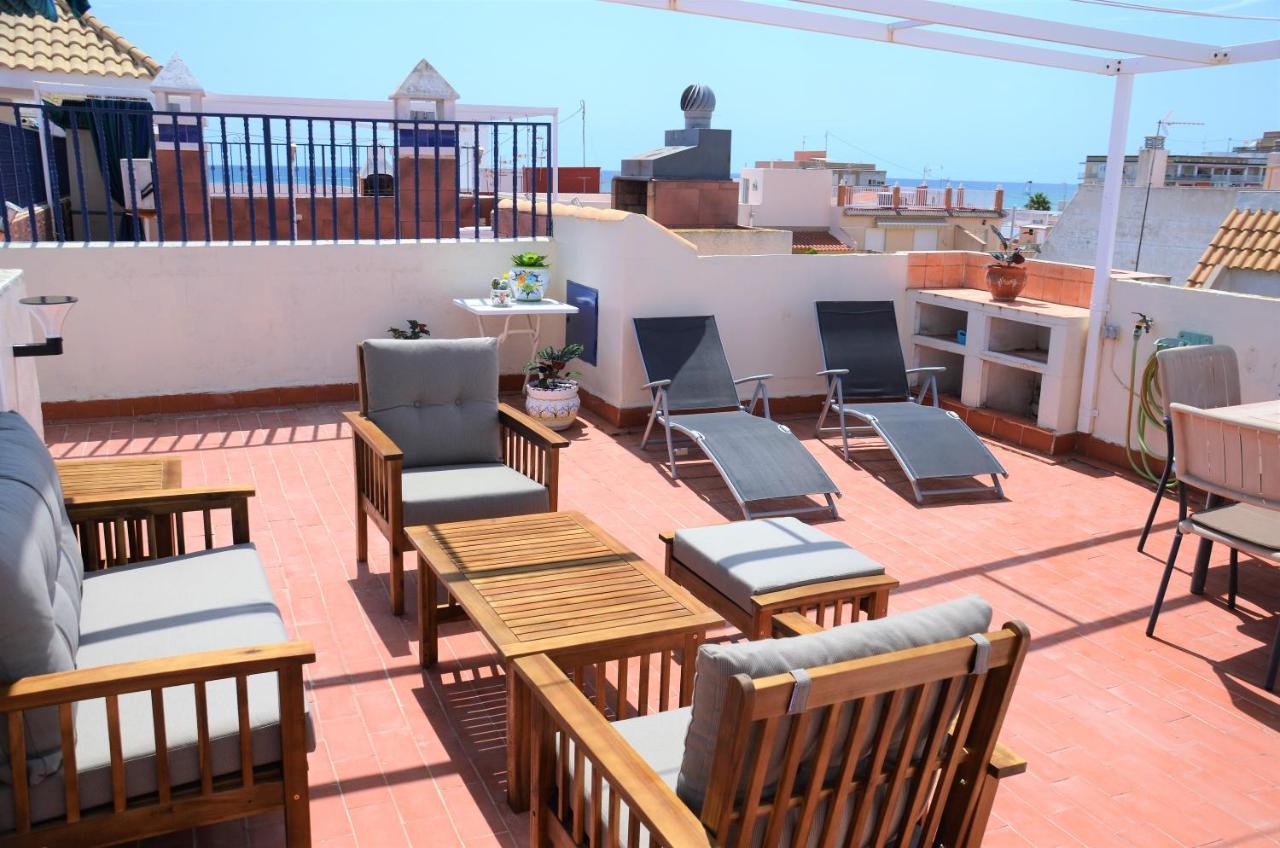 Naufragos Beach Apartment Torrevieja Dış mekan fotoğraf