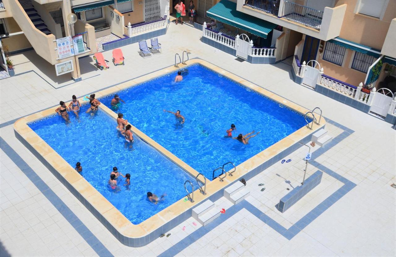 Naufragos Beach Apartment Torrevieja Dış mekan fotoğraf