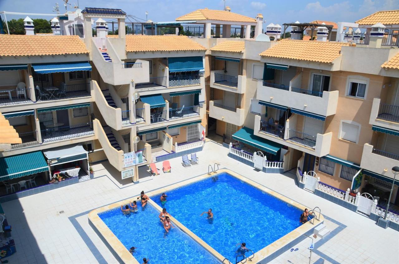 Naufragos Beach Apartment Torrevieja Dış mekan fotoğraf